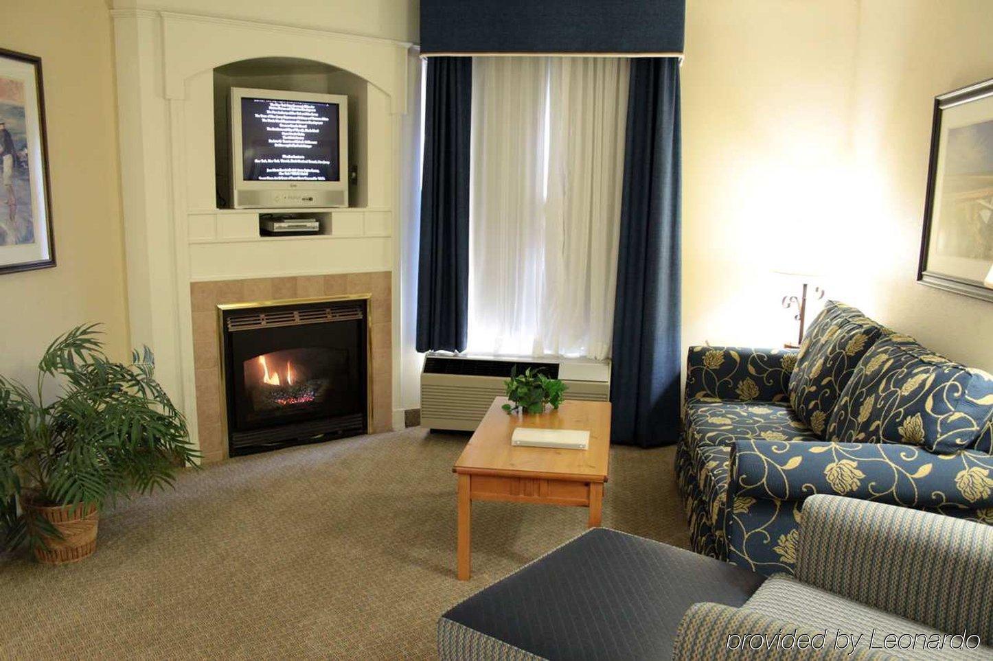 Hampton Inn & Suites Amelia Island-Historic Harbor Front Fernandina Beach Bilik gambar